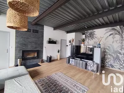 Maison, 166 m²