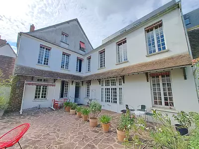 Maison, 320 m²