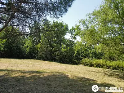 Terrain, 1 407 m²
