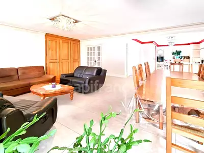 Maison, 272 m²