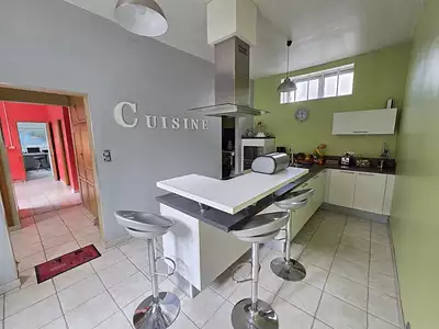 Maison, 121 m²