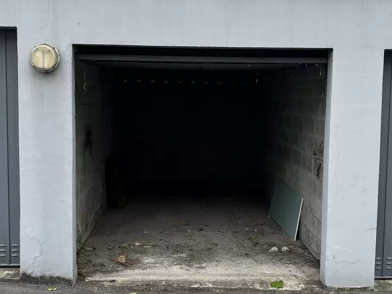 Parking, 10 m²