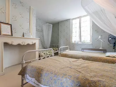 Maison, 275 m²