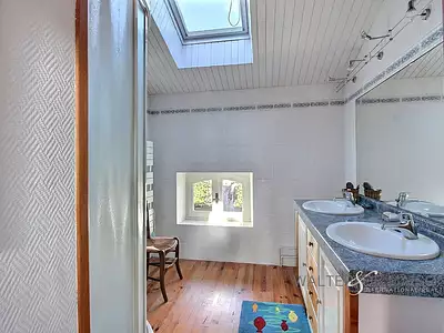 Maison, 318 m²