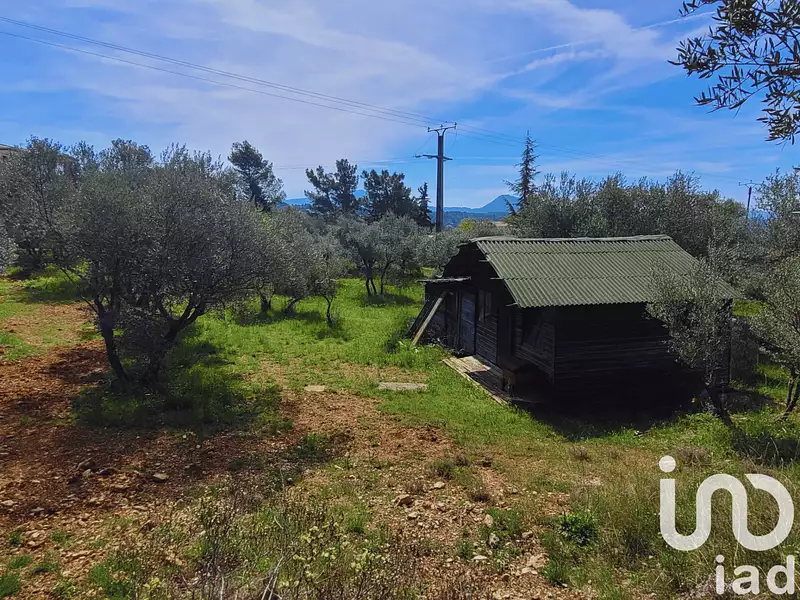 Terrain, 1 870 m²