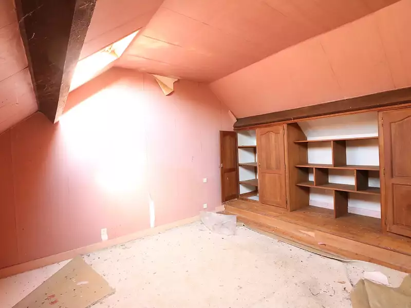 Maison, 270 m²
