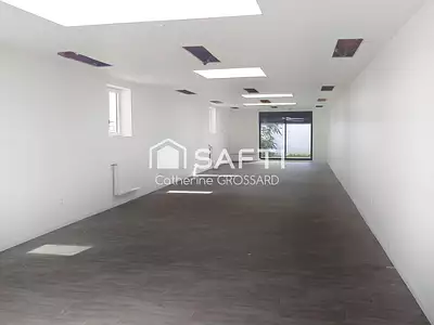 Immeuble, 225 m²