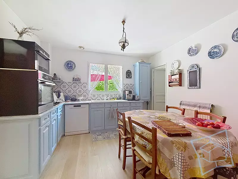 Maison, 145 m²
