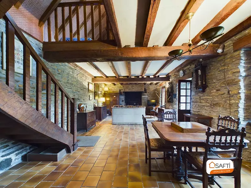 Maison, 220 m²