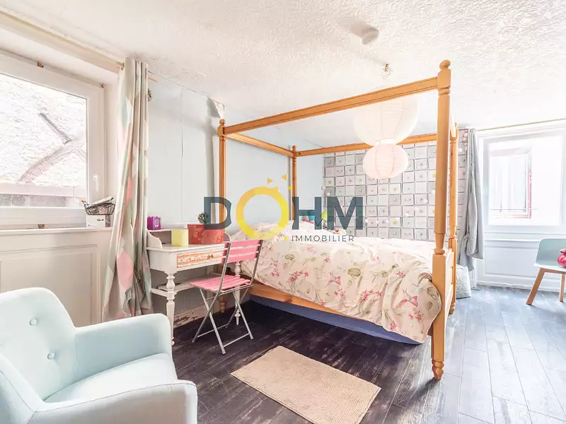 Immeuble, 300 m²
