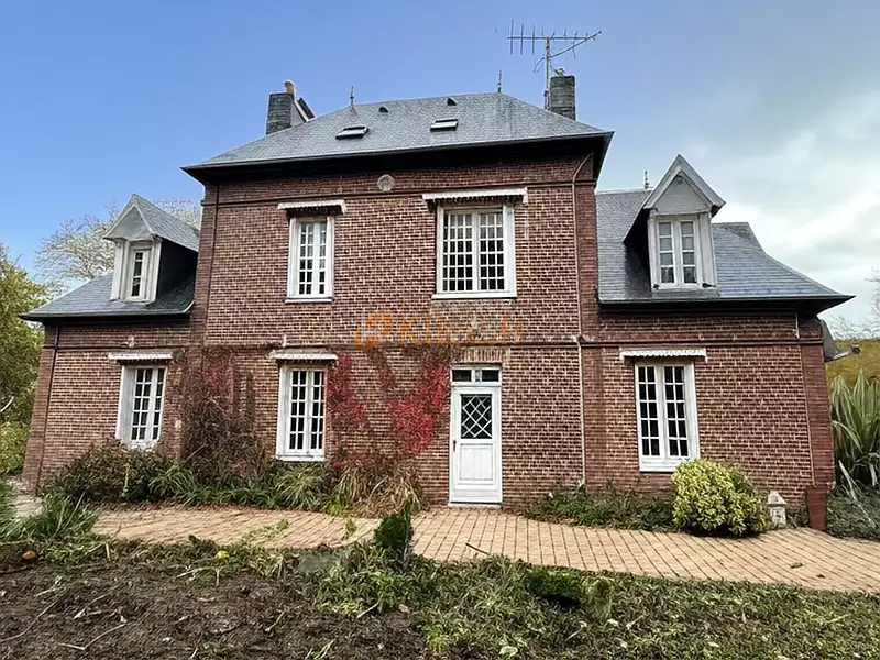 Maison, 174 m²