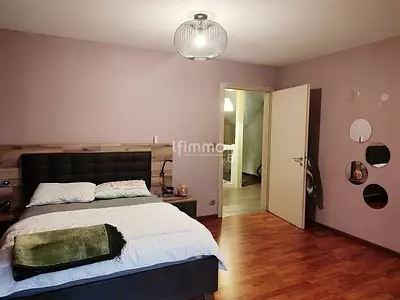 Immeuble, 183 m²