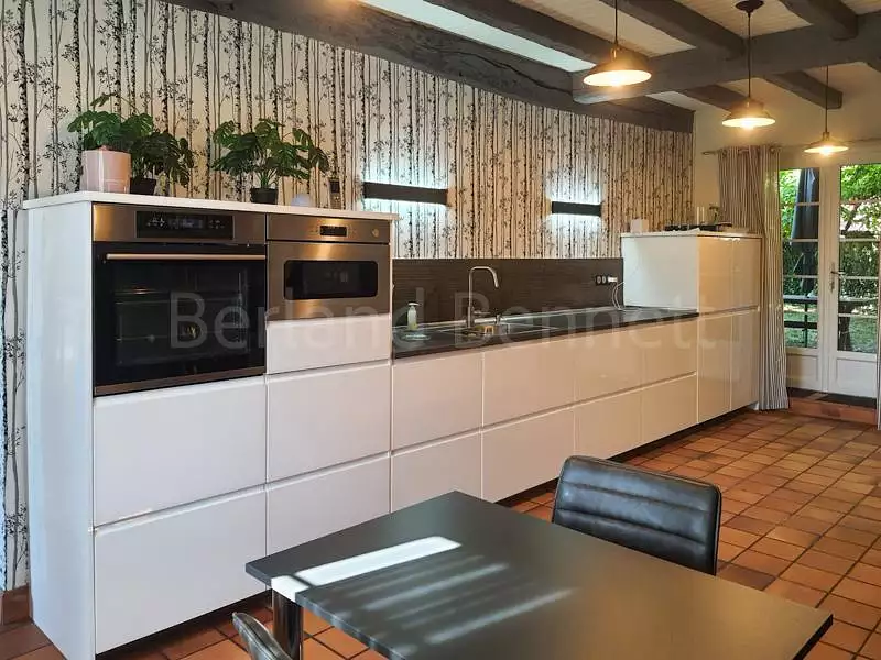 Maison, 227 m²