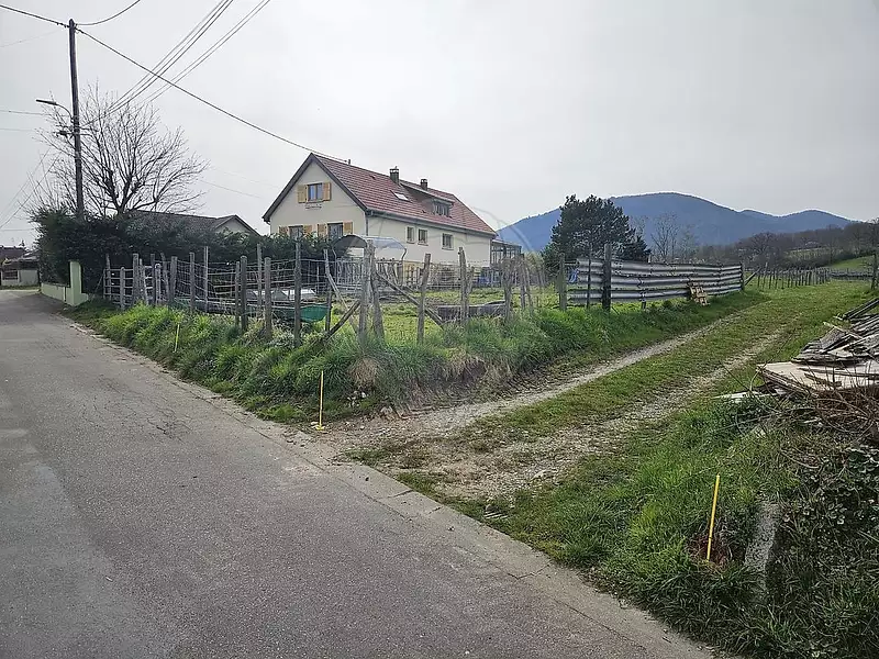 Terrain, 600 m²