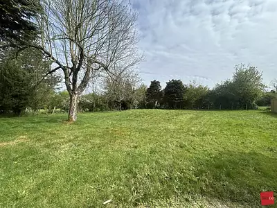 Terrain, 1 008 m²