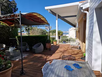 Maison, 230 m²