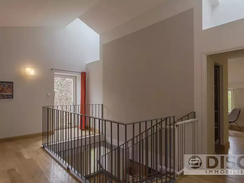 Maison, 272 m²