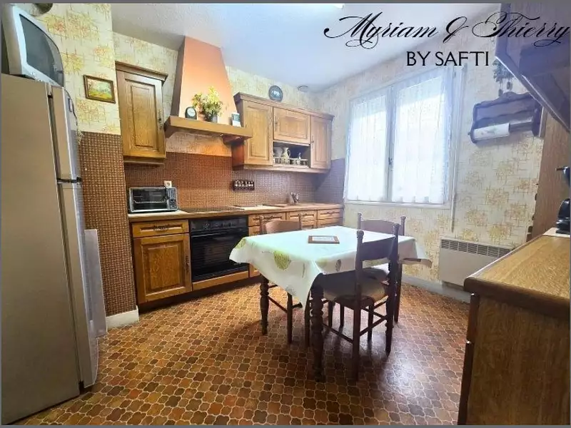 Maison, 175 m²