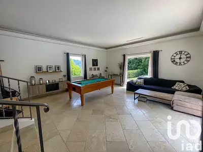 Maison, 254 m²