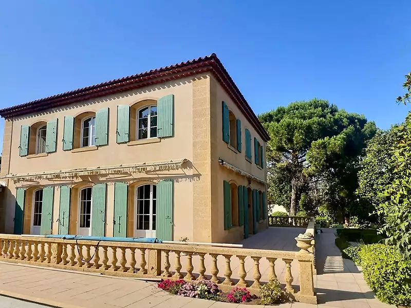 Maison, 300 m²