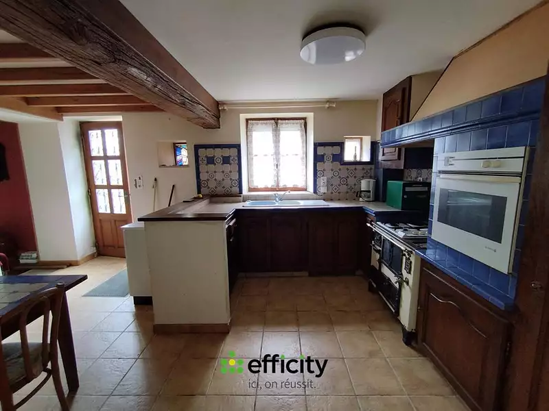 Maison, 290 m²