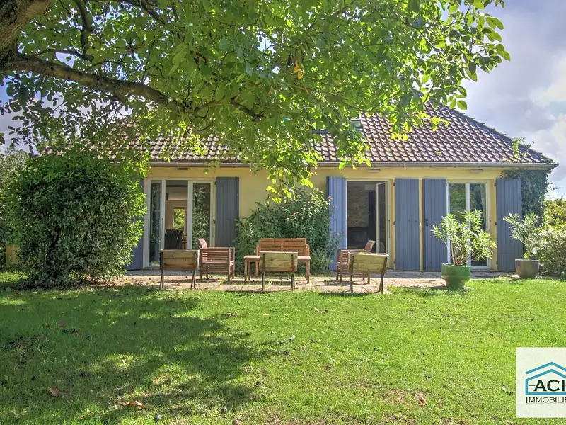 Maison, 230 m²