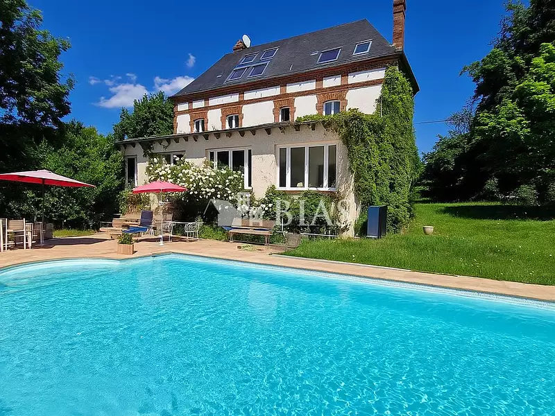 Maison, 210 m²