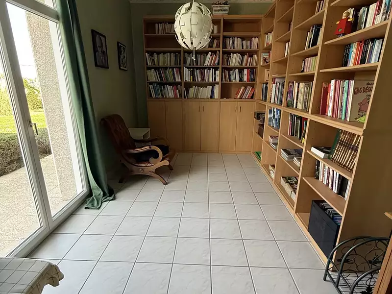 Maison, 240 m²