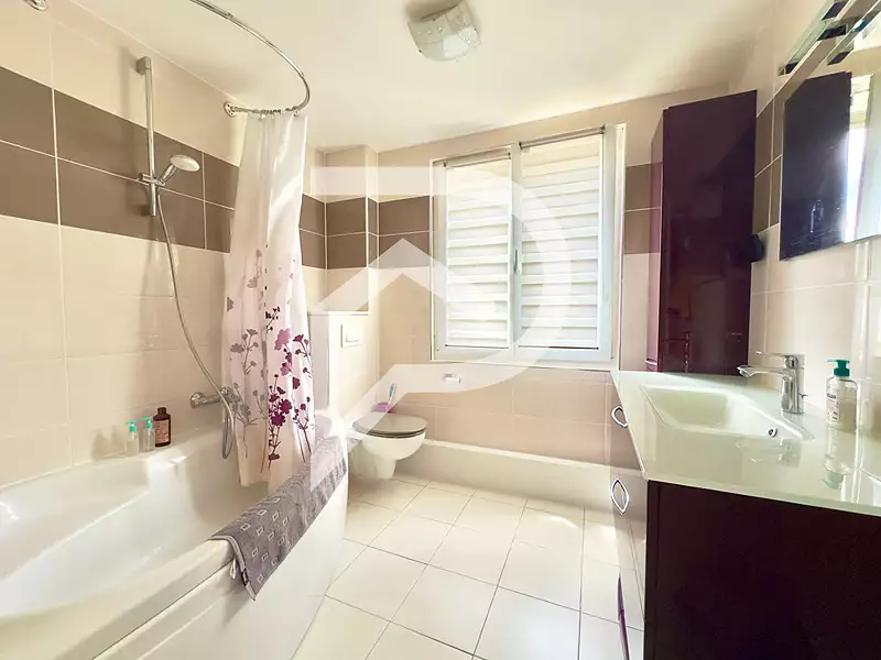 Maison, 86 m²