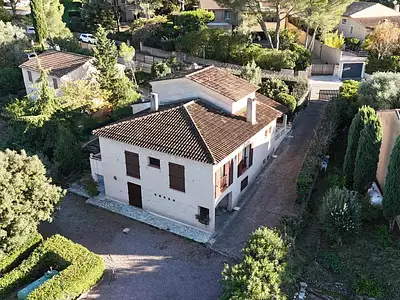 Maison, 207 m²