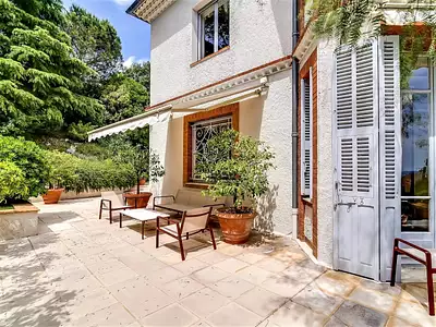 Maison, 550 m²