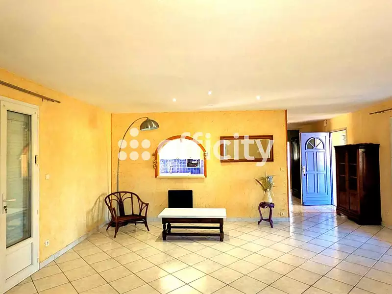 Maison, 134 m²