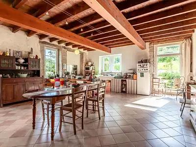 Maison, 303 m²