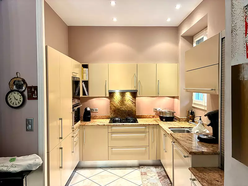 Maison, 200 m²