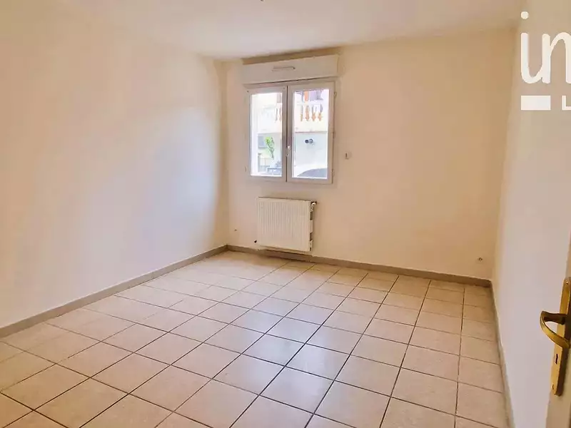 Immeuble, 325,07 m²
