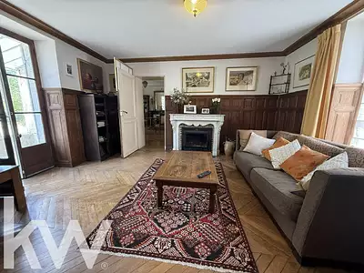 Maison, 246 m²