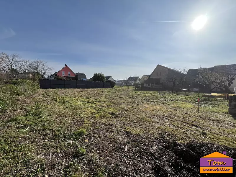 Terrain, 713 m²
