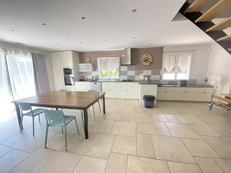 Maison, 140 m²