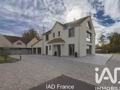 Maison, 230 m²