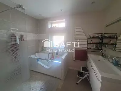 Maison, 162 m²