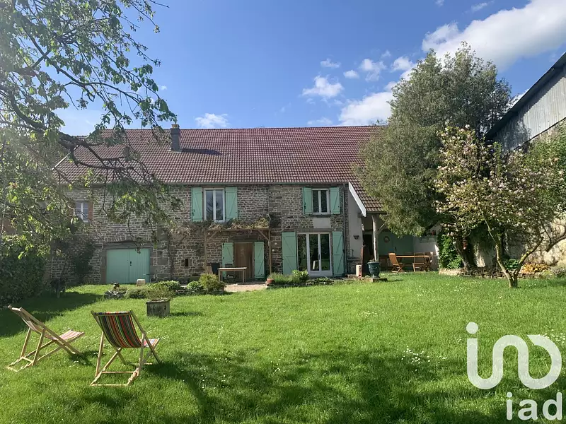 Maison, 211 m²
