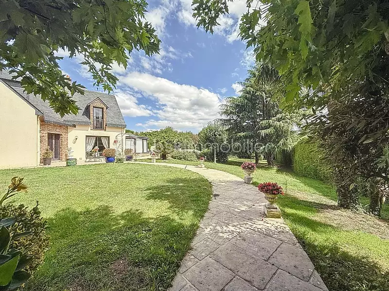 Maison, 230 m²