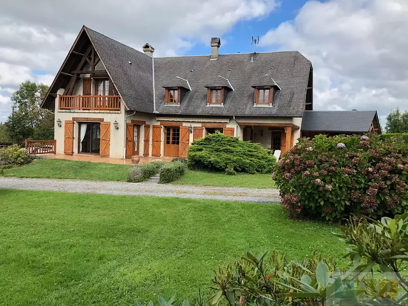 Maison, 224 m²