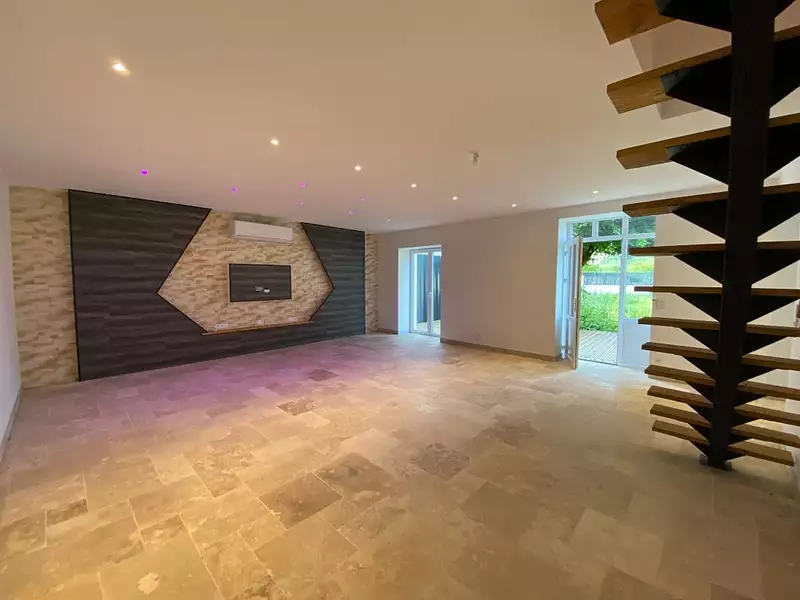 Maison, 195 m²