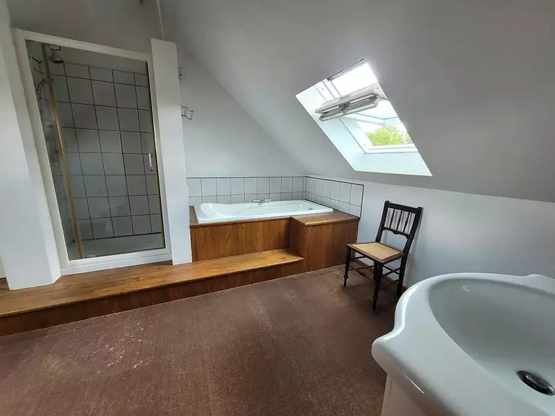 Maison, 222 m²