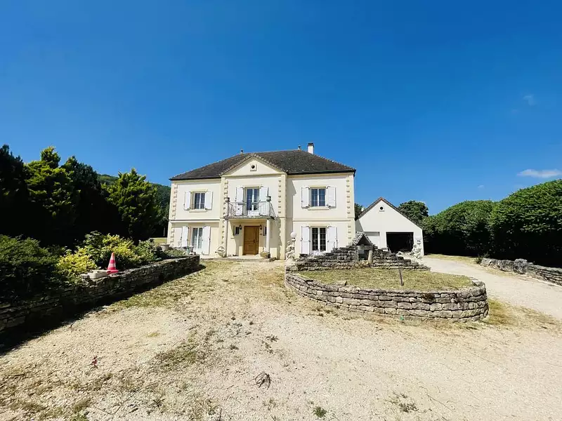 Maison, 232 m²