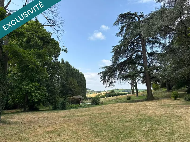 Maison, 561 m²