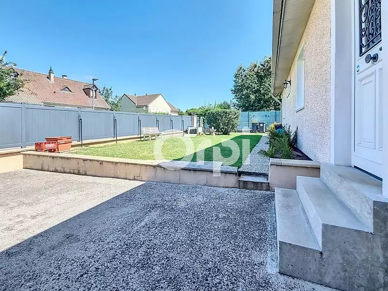 Maison, 145 m²
