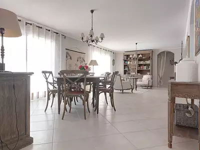 Maison, 219 m²