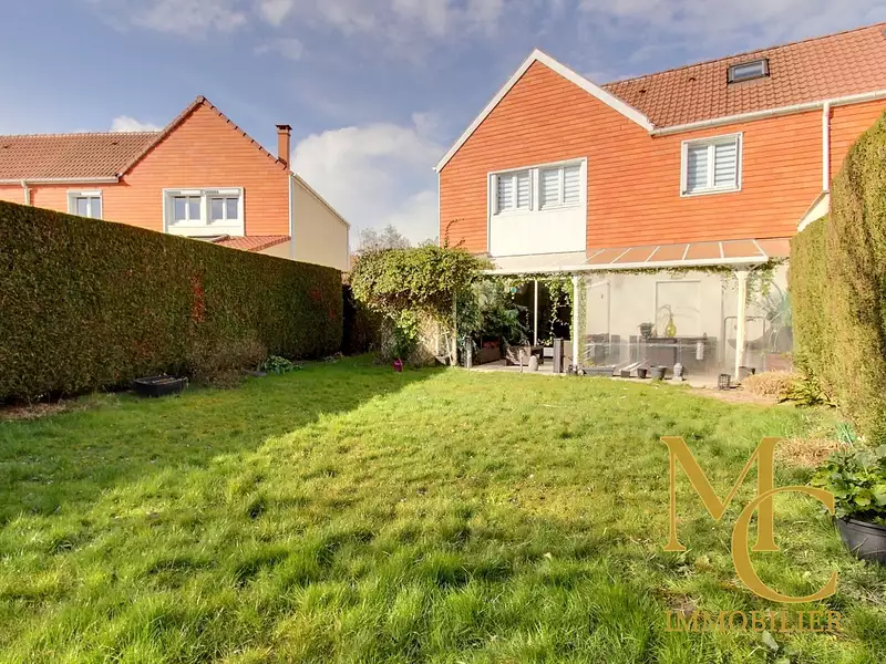 Maison, 110,74 m²